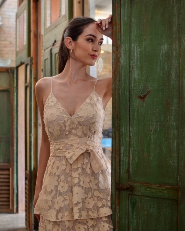 VESTIDO TULE BORDADO CAMADAS - Imagem 4