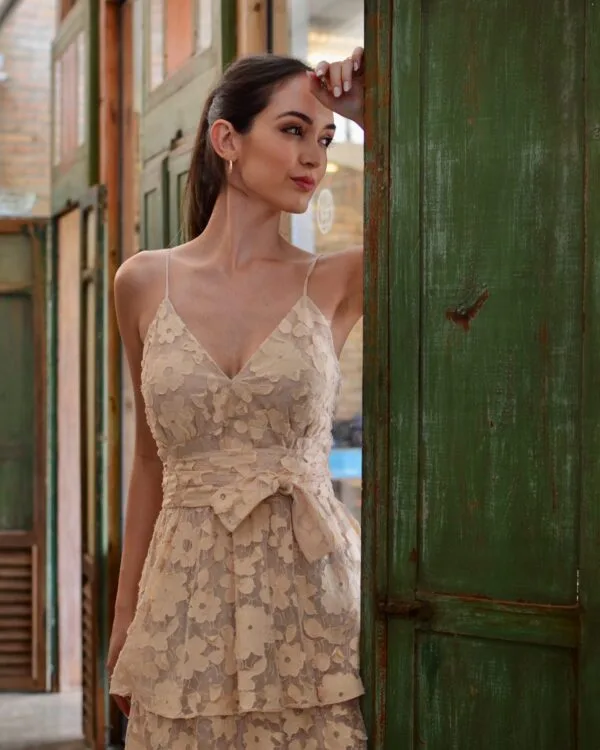 VESTIDO TULE BORDADO CAMADAS - Imagem 4