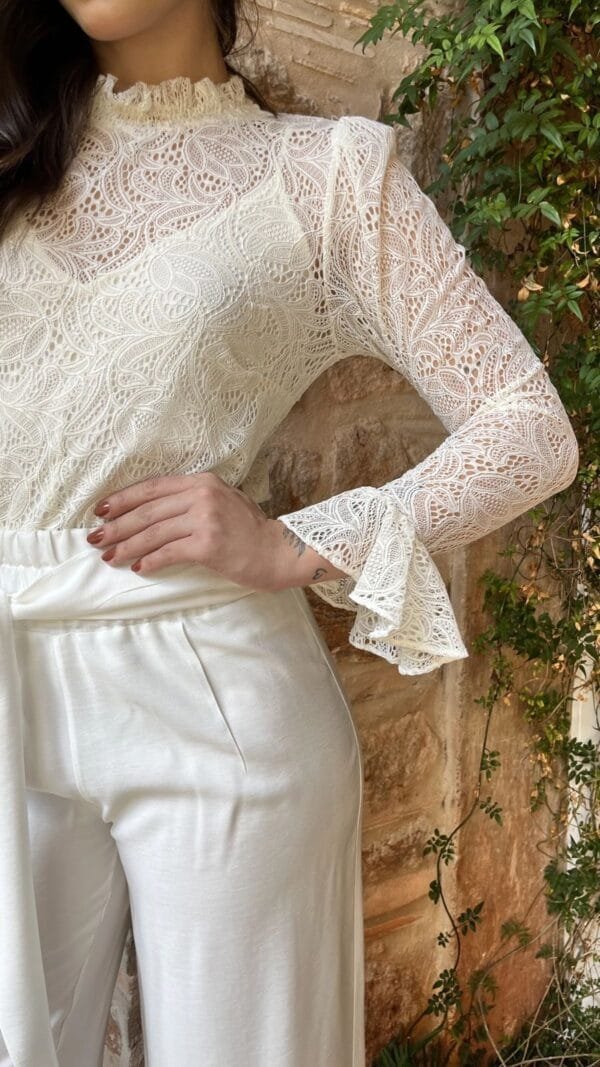 BLUSA RENDA FRANZIDA