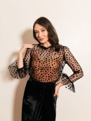 BLUSA DE TULE BORDADO