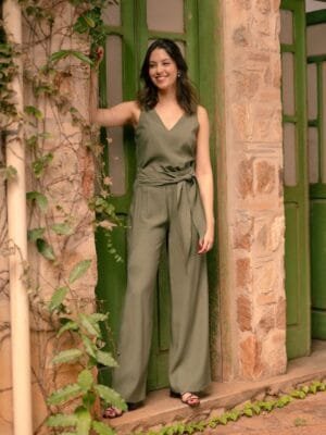 CALÇA COM FAIXA VERDE